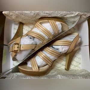 Franco Sarto Mena Barley Atanado Heels